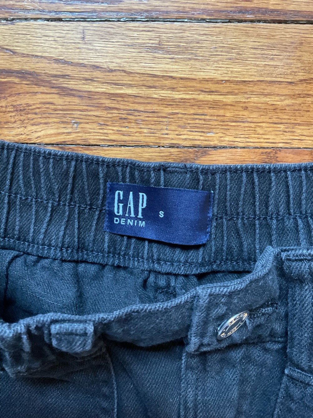 GAP Black Denim Waistband Pants - Picture 2 of 3
